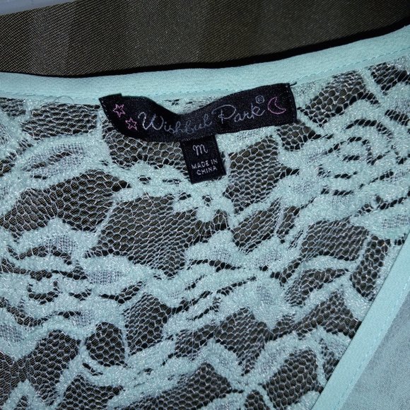 Sheer Lace Back Tank Top - Pale Aqua - Picture 4 of 4